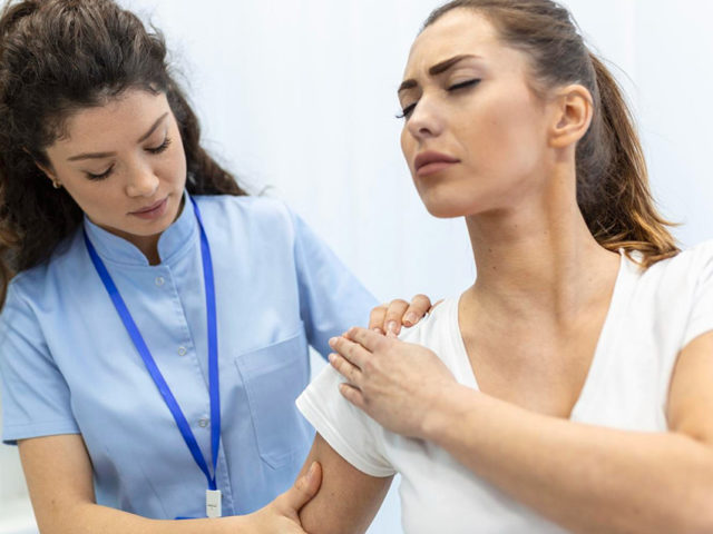 Your Guide to Finding Relief from Frozen Shoulder: Physiotherapy Treatment